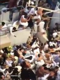 بالفيديو تدافع الحجاج في الحرم المكي بعد سقوط البرج
