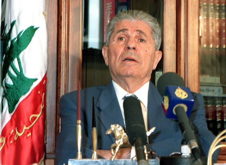 وفاة انطوان لحد قائد "جيش لبنان الجنوبي"