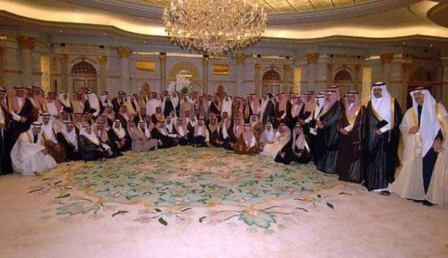 نذير عاجل لكل آل سعود ... عزل الملك وولاة عهده