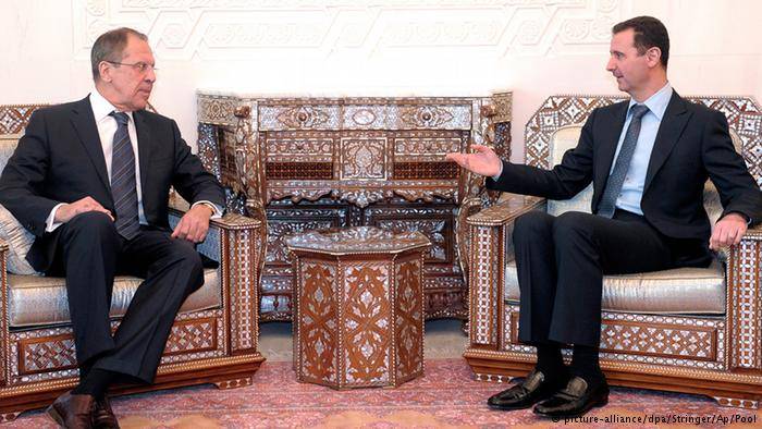 "الغرب لم يعد مصرًّا على رحيل الأسد وموسكو تستبعد انتصاره"
