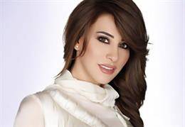 هكذا ردّت نجوى كرم على الفتاة المهووسة بها!
