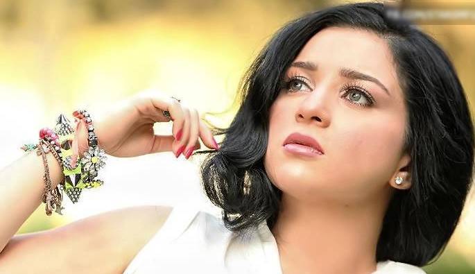 مي عز الدين تبدأ بتحضير مسلسلها الجديد