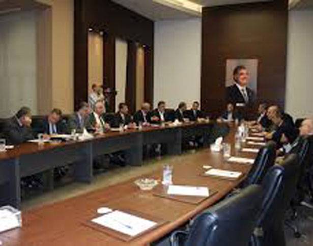 «المستقبل» أيدت خطة شهيب : لبنان لم يعد يحتمل الشغور