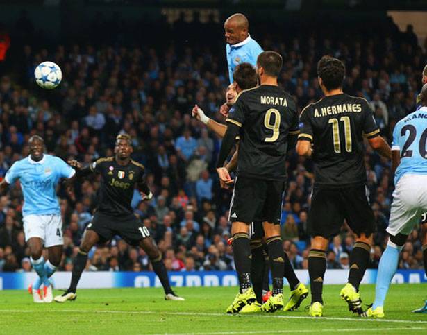 دوري أبطال أوروبا في كرة القدم :
ريال يعرض عضلاته وخسارة يونايتد وسيتي