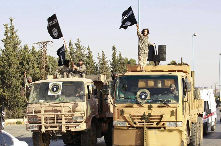 التايمز: هل يقود المقاتلون الغربيون ثورة داخل تنظيم "الدولة"؟