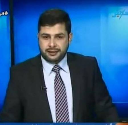 بالفيديو..ردة فعل مذيع أثناء قراءة خبر استشهاد شقيقه على الهواء!!
