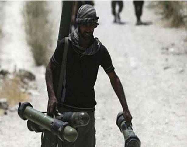 75 معارضاً درّبتهم أميركا دخلوا سوريا
ومقتل قيادي بارز في «القاعدة»