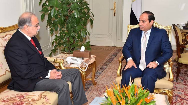 مصر.. إحراج السيسي وصفر مريم وفساد وزراء وسباق التسلح تجلب حكومة الـ80 يوما