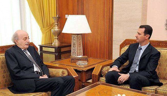 لماذا اعتمد جنبلاط الحل الوسط في كل الامور باستثناء الرئيس بشار الأسد