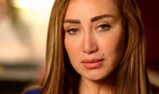 شاهد.. لحظة سقوط ريهام سعيد في الصرف الصحي