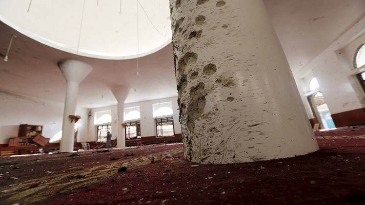 قتلى وجرحى في تفجير بمسجد في صنعاء أثناء صلاة العيد