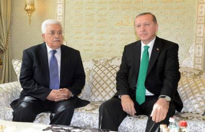أردوغان يجتمع بنظيره الفلسطيني في موسكو