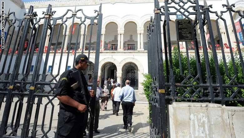 الملك المغربي والرئيس التونسي يعفوان عن 1202 شخصًا بمناسبة عيد الأضحى