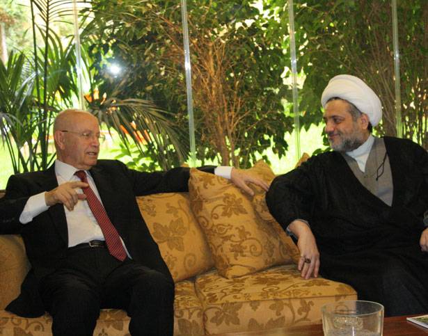 مراد بعد لقائه «تجمّع العلماء» :
ستنتصر سوريا على الإرهاب