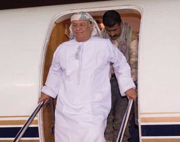 هادي يعود الى عدن وعشرات القتلى في صنعاء
السعودية تعترف بأسر 2 من جنودها