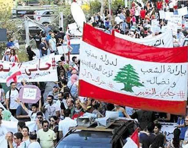 هل يتوقف الحراك تحت التهديد والوعيد؟