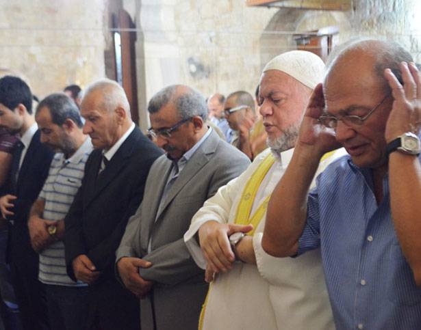 أسامة سعد أدى صلاة العيد في صيدا