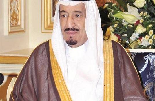 الملك السعودي يُقيل وزير الحج و5 من مسؤولي الوزارة وجهاز الامن
