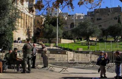 وزارة الاوقاف الفلسطينية: السلطات الاسرائيلية ابلغتنا نيتها اغلاق المسجد الابراهيمي يومي الثلاثاء والاربعاء المقبلين بسبب الاعياد اليهودية