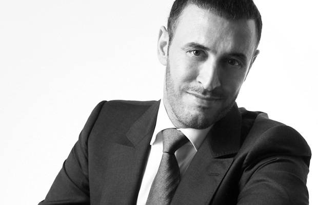 شاهدوا الصور الأولى لكاظم الساهر في كواليس مسلسل "مدرسة الحب"
