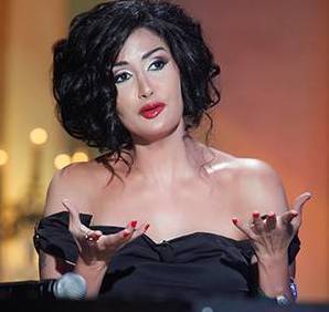بالأسماء.. 3 نجمات قضت الخيانة على زواجهن