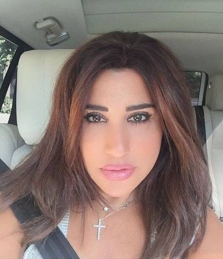 هكذا ردت نجوى كرم على منتقدي صورتها التي أثارت جدلاً دينيّاً