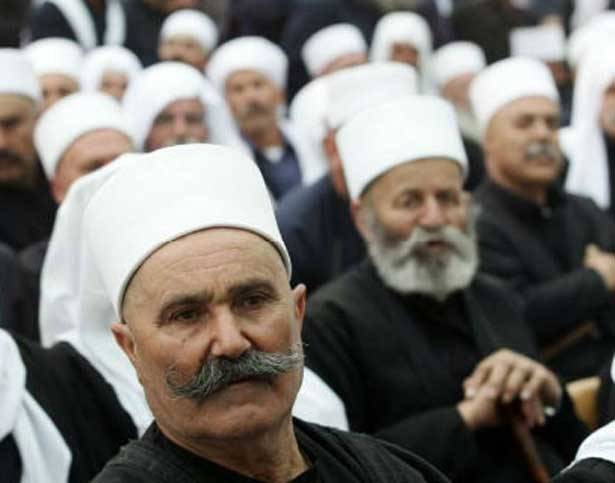 نتنياهو يلعب بذيله في القنيطرة