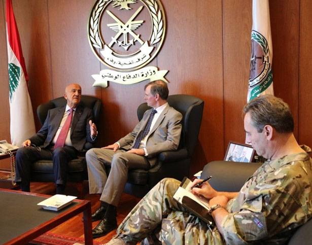 سفير بريطانيا زار مقبل والجميل وجعجع:
نتابع مشاريعنا على الحدود اللبنانيّة