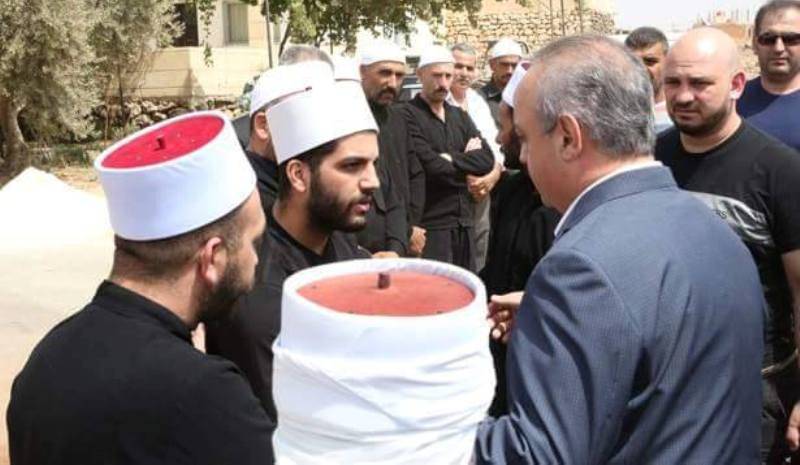 حقائق وهاب الثلاث