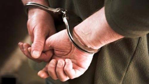 بالصور.. من هو الفنان العربي الذي قبض عليه أثناء تعاطيه الهيروين؟