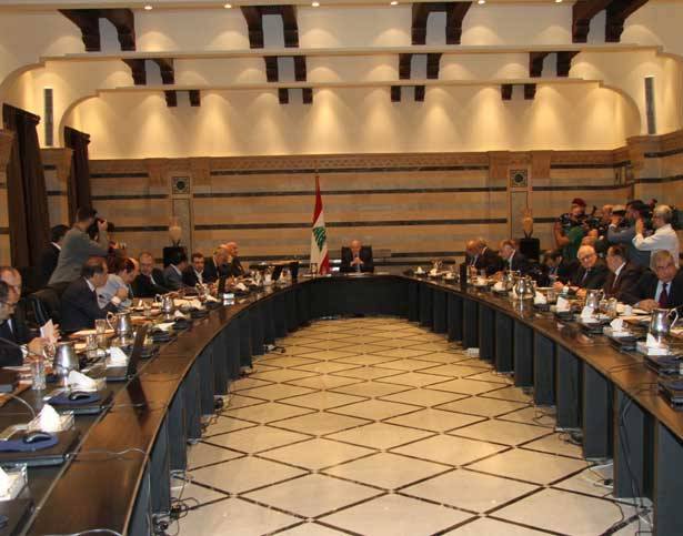 هل تنهار الحكومة؟