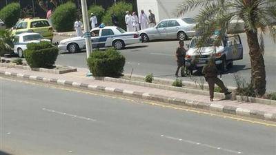 السعودية: جهات أمنية تطوق بنكاً بـ«جازان» عقب هجوم مسلح
