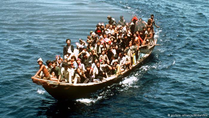ايطاليا تنقذ أكثر من 1800 مهاجر قبالة سواحل ليبيا