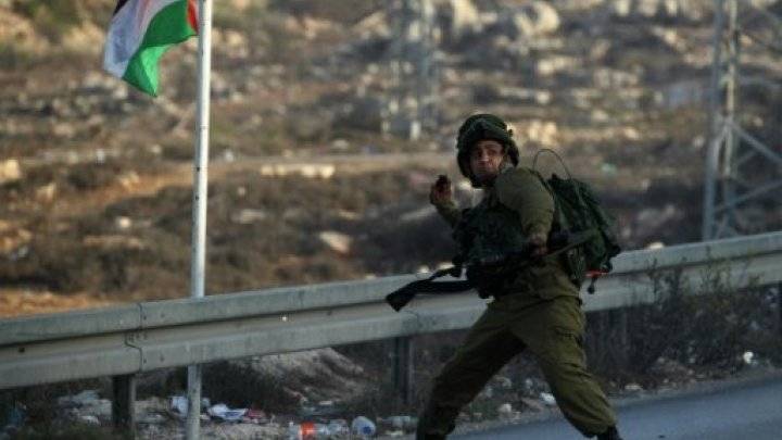 عباس يدعو أجهزة الأمن الفلسطينية لعدم الانجرار للعنف