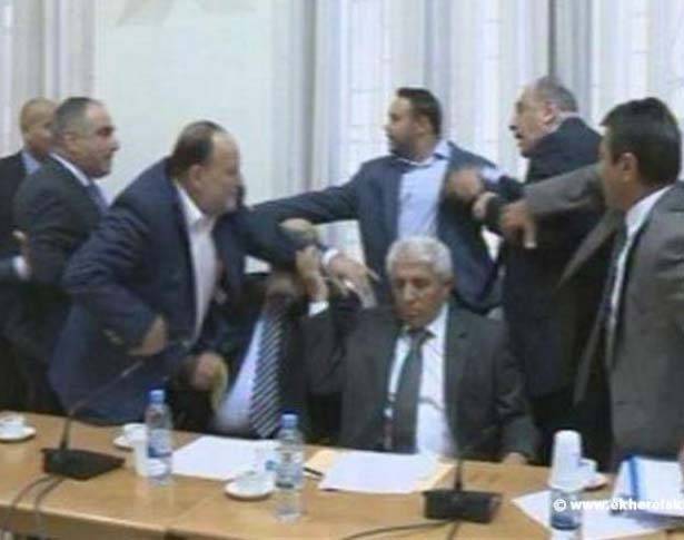 المستقبل: للنيل من باسيل وبري: للجم عون