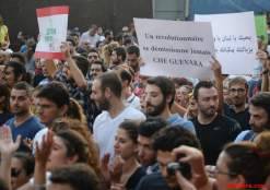 الحراك الشعبي دعا لاستقالة وزير البيئة:ارفعوا النفايات من امام منازلنا