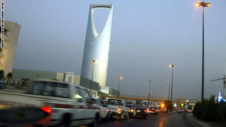 شقيقتها لـCNN: قطع ذراع عاملة منزلية هندية من قبل رب عملها في السعودية بعد تقديم شكوى حول إساءة المعاملة