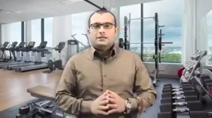 بالفيديو - كيفية إنقاذ شخص بلع لسانه
