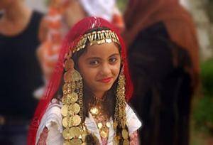 هل تمنع الجزائر تسمية المواليد الجدد بالأسماء الأمازيغية ؟