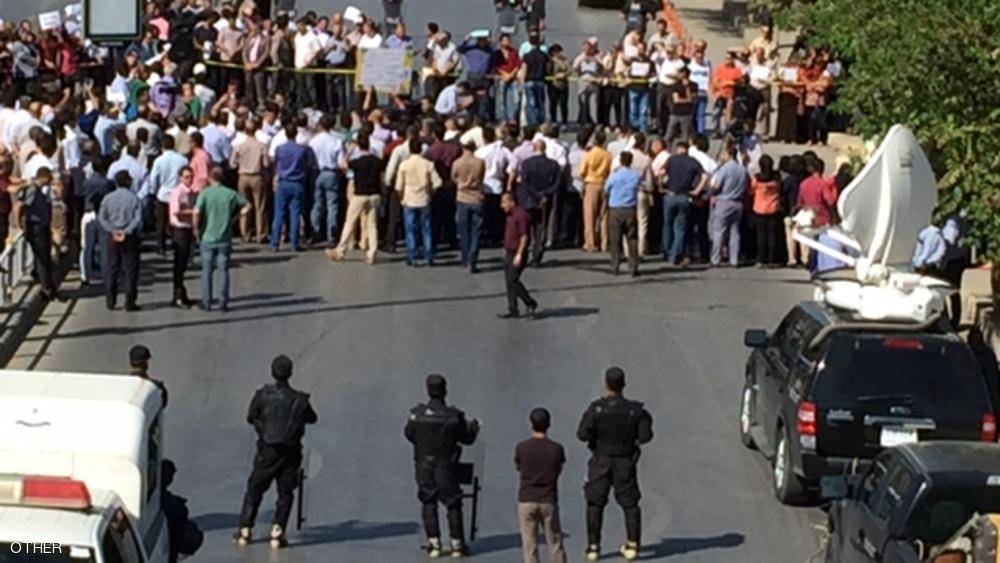 مجلس النواب العراقي يدعو للحوار وسط استمرار الأزمة الكردية