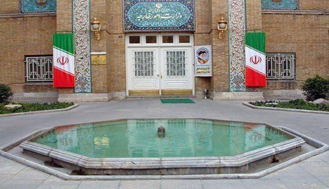 الامارات توقف 9 معلمين ايرانيين.. وطهران تحتج