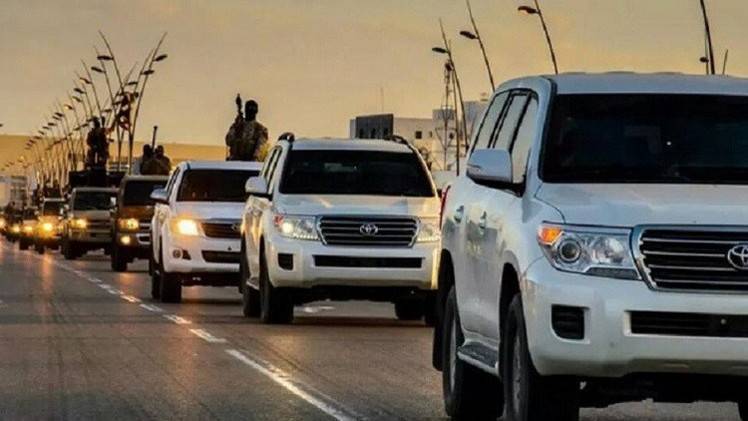 موسكو: الغرب نفسه مسؤول عن وقوع سيارات 