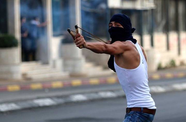 من هي الدول العربية التي تضغط على عباس لوقف الانتفاضة؟