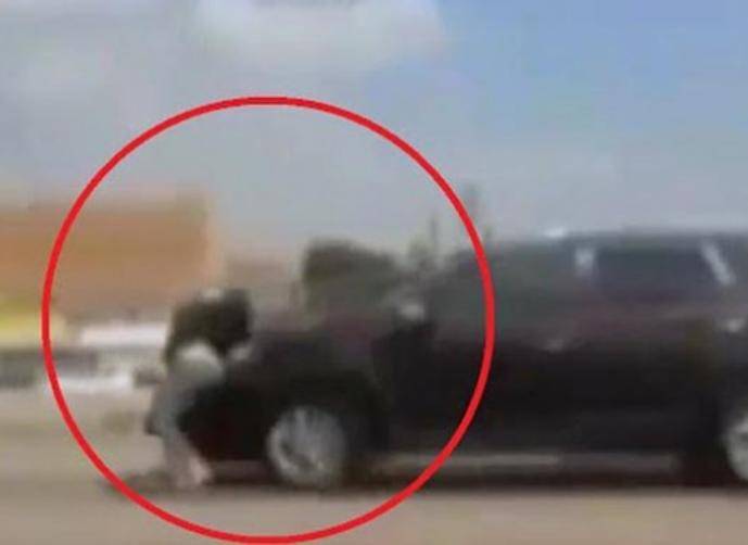 بالفيديو.. لن تصدق ماذا فعلت شابة لتمنع زوجها من هجرها