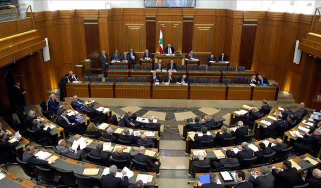 التمديد يستتبع التمديد ولا تغيير في الوضعية القائمة