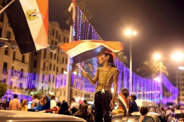 مصر تتصالح مع رموز الفساد لتسترد أموالها المنهوبة
