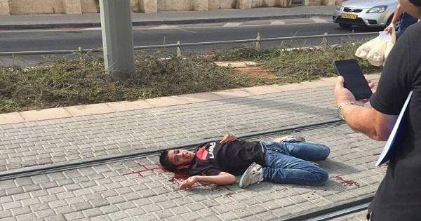انتفاضة أشبال فلسطين... بالسلاح الابيض!