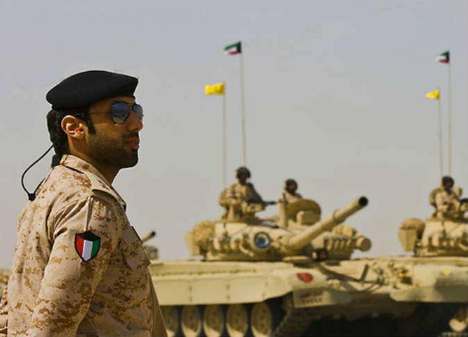 أنباء عن وجود حشود ايرانية على حدود الكويت والأخيرة تنفي