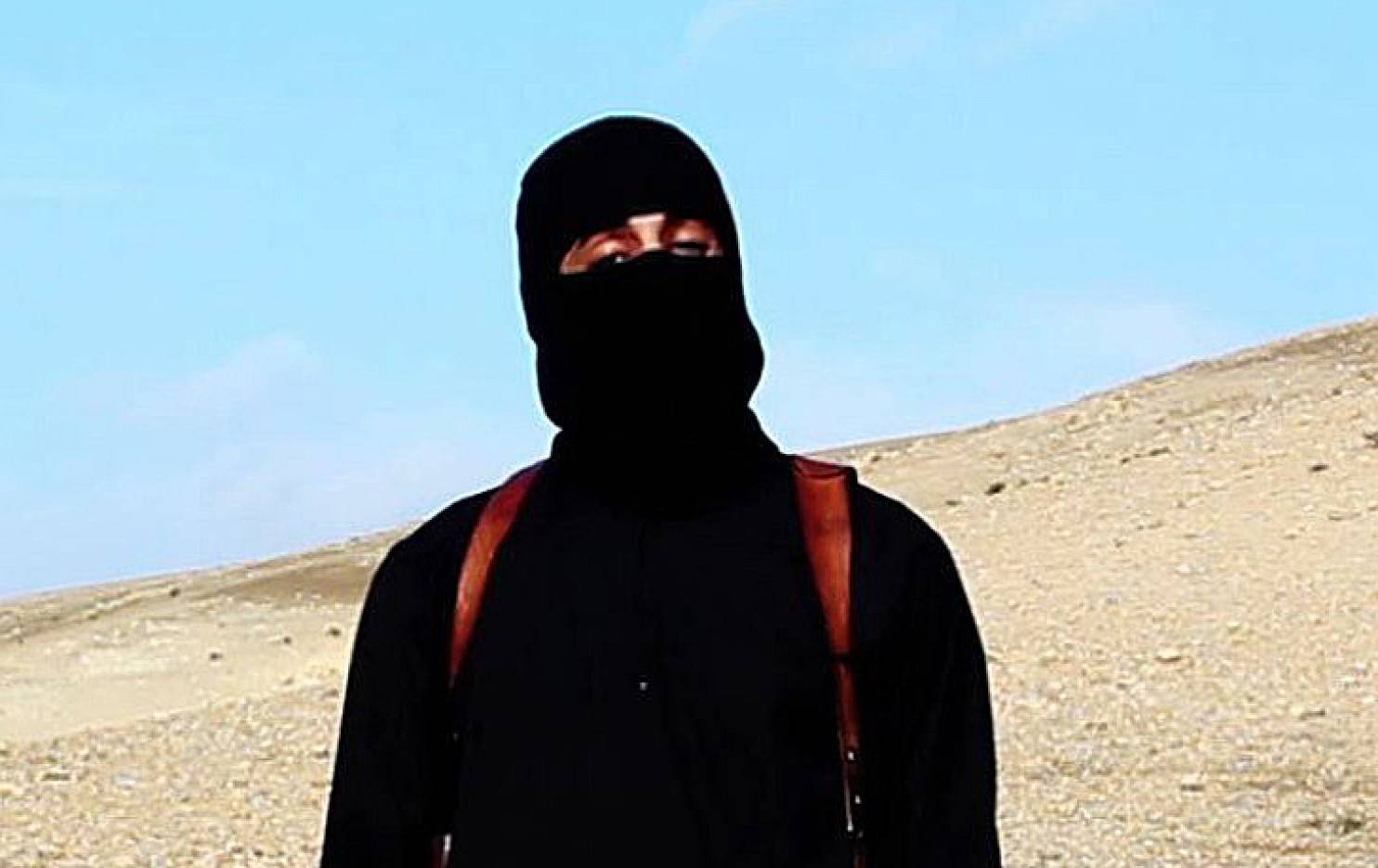 ذبّاح داعش “الجهادي جون” يجبر رهائنه على الرقص قبل تعذيبهم