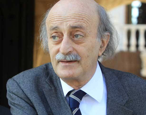 لا تأثيرات على علاقات جنبلاط مع حزب الله وعون